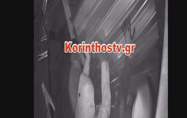 Kλέφτες έσπασαν περίπτερο με αυτοκίνητο στον Ισθμό της Κορίνθου! (βίντεο)
